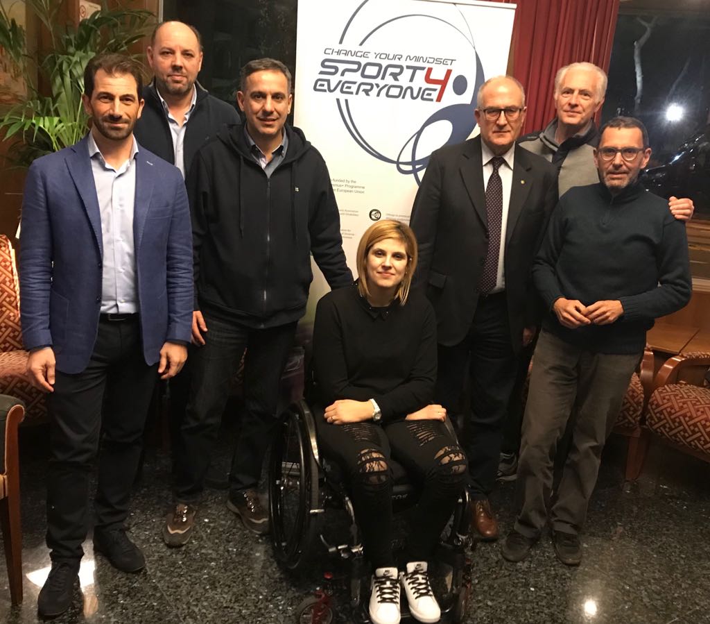 Giada Rossi a Messina con lo staff del progetto
