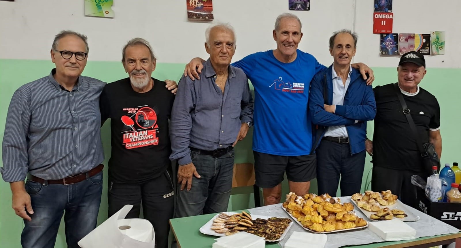 Antonino La Torre con gli amici degli anni 70