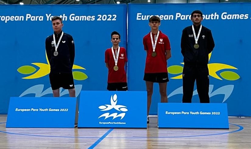 Bronzo Mirko Bruschi in singolare