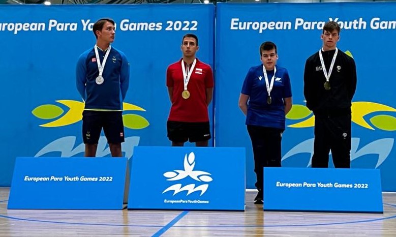 Bronzo Roberto Martinelli in singolare