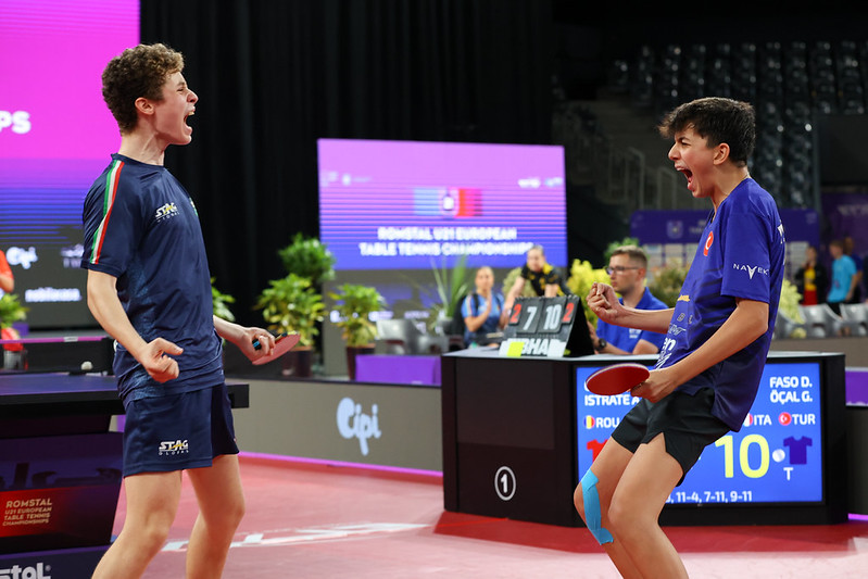 Campionati Europei Under 21 di Cluj Napoca 2026 Danilo Faso e Gorkem Ocal esultano