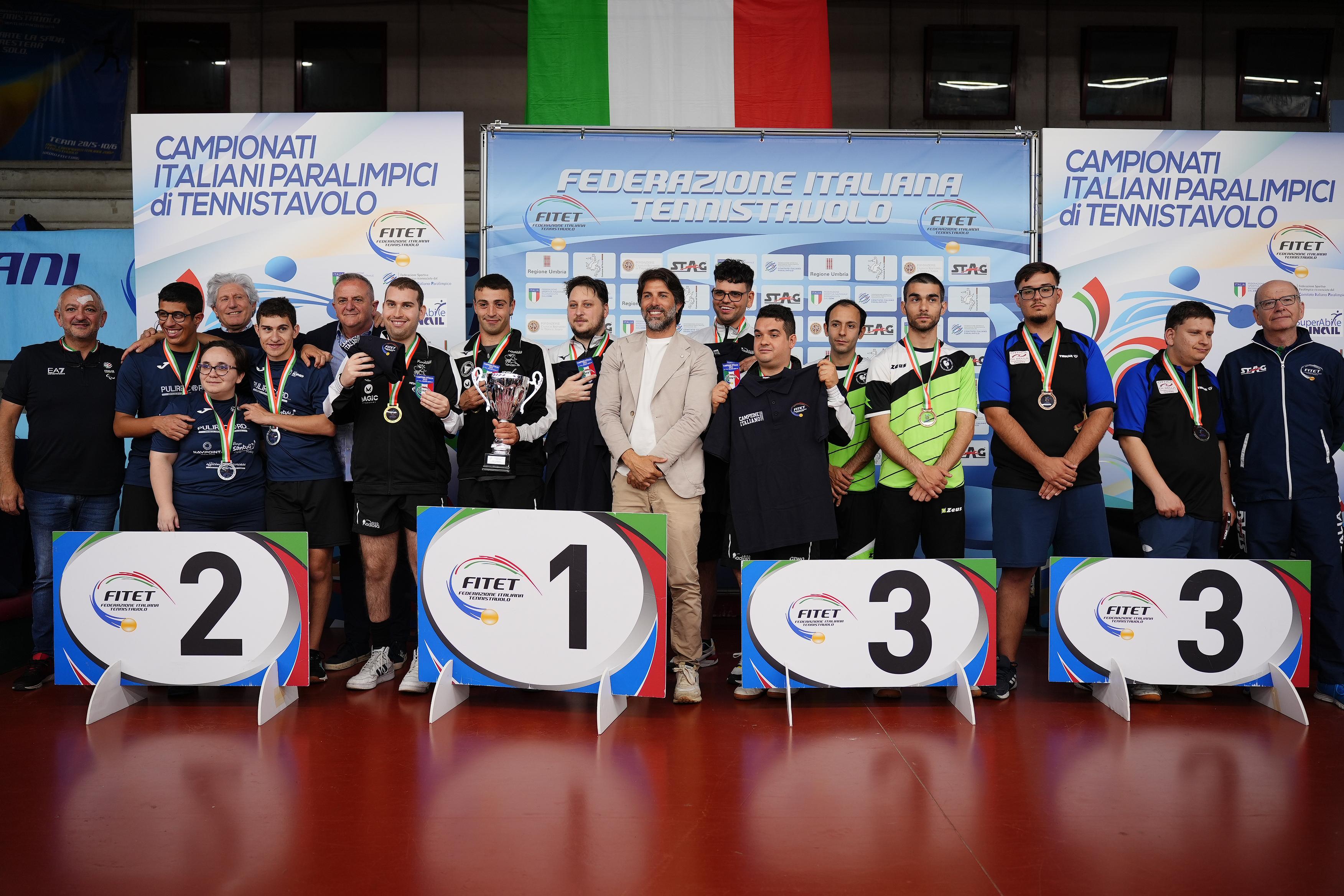 Campionati Italiani Paralimpici 2025 podio della gara a squadre di classe 11