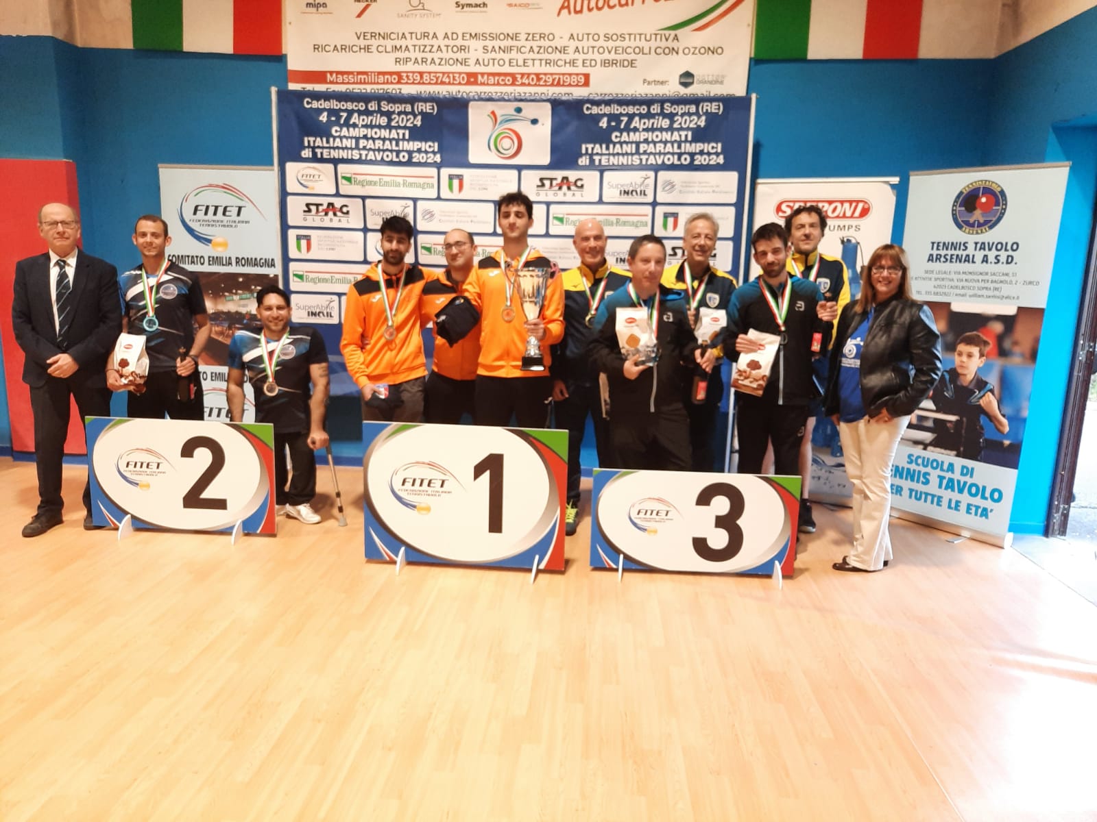 Campionati Italiani Paralimpici di Cadelbosco 2024 podio a squadre di classe 6 10