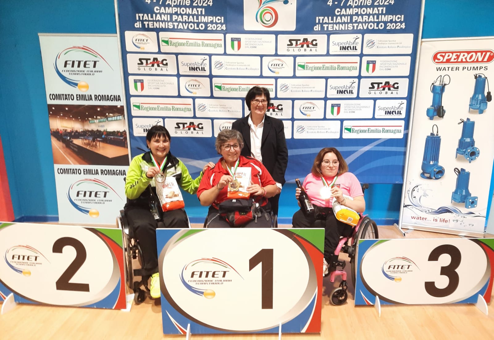 Campionati Italiani Paralimpici di Cadelbosco 2024 podio del singolare femminile di classe 5