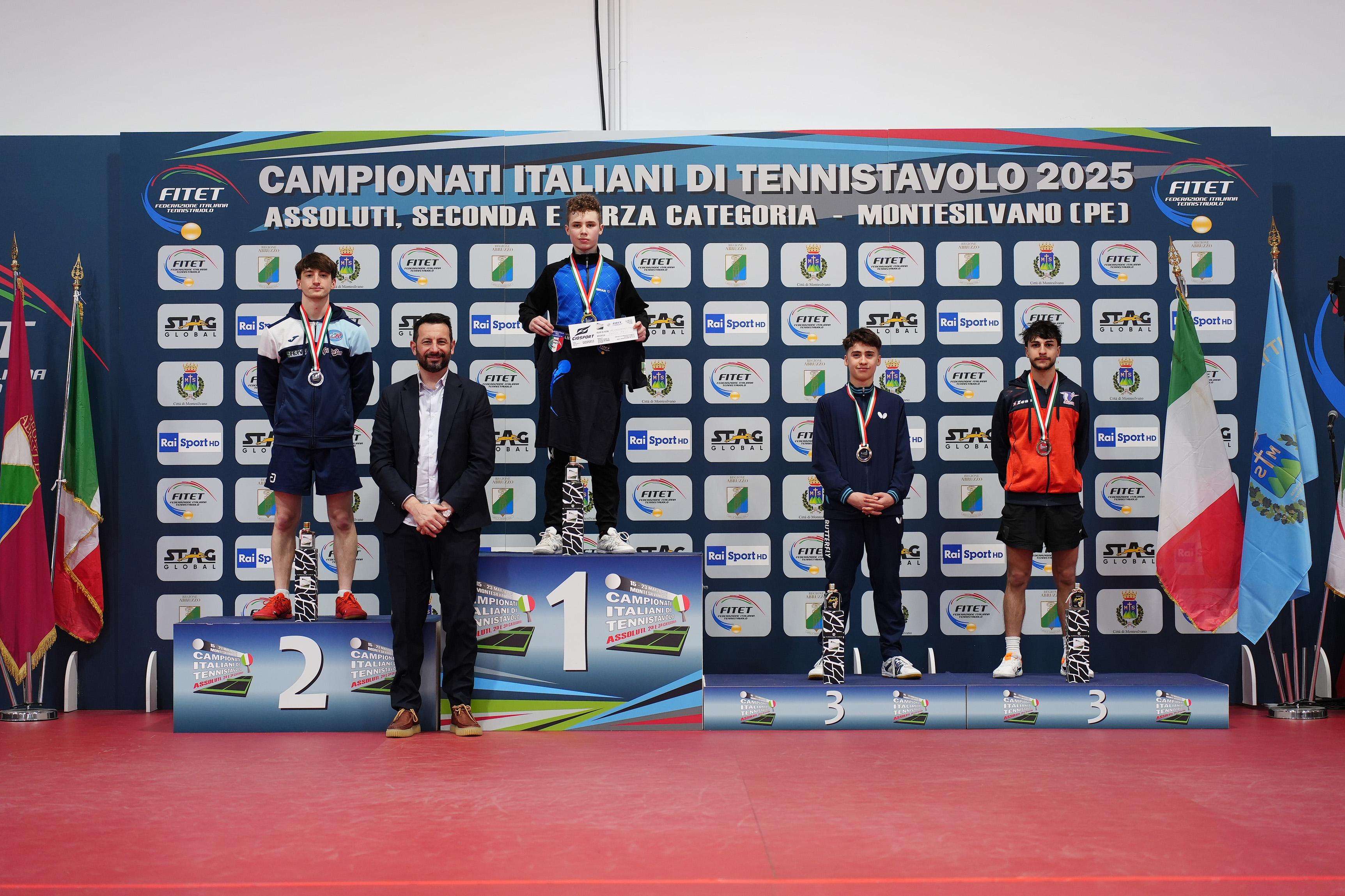 Campionati Italiani di Montesilvano 2025 podio del singolare maschile di seconda categoria