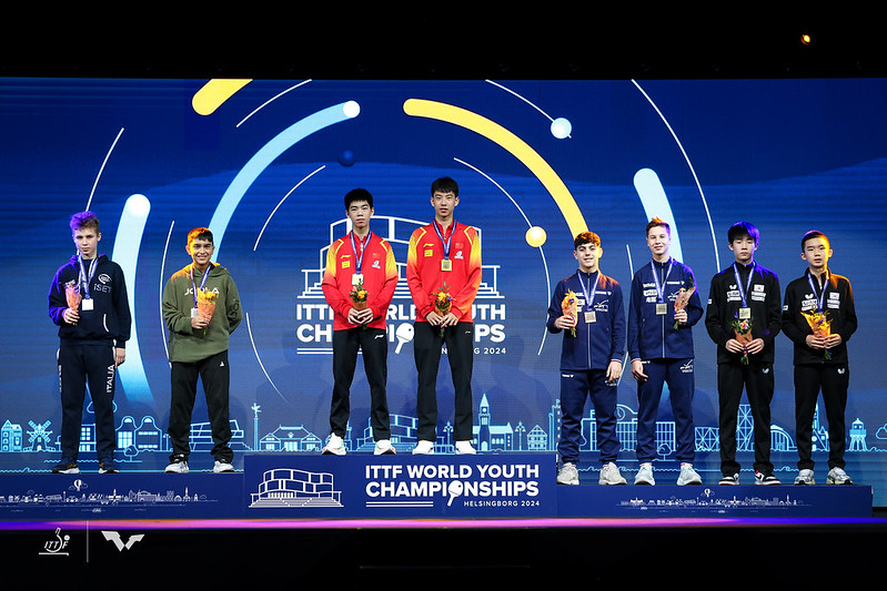 Campionati Mondiali Giovanili di Helsingborg 2024 podio del doppio maschile Under 15 ok