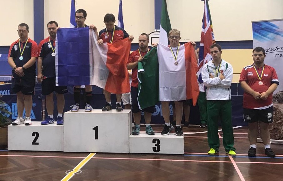 Campionati Mondiali Sindrome di Down bronzo di Giomo e Mondino podio