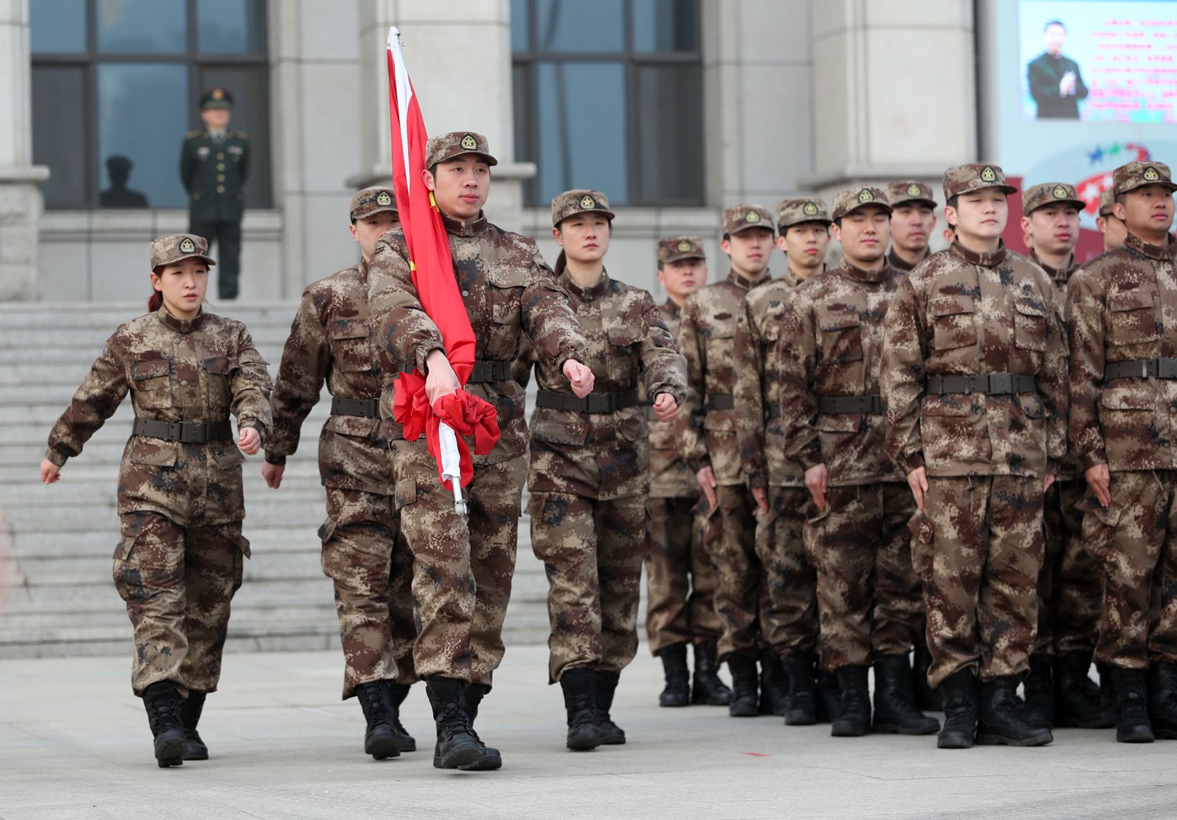 Cinesi addestramento militare in preparazione a Tokyo 2020