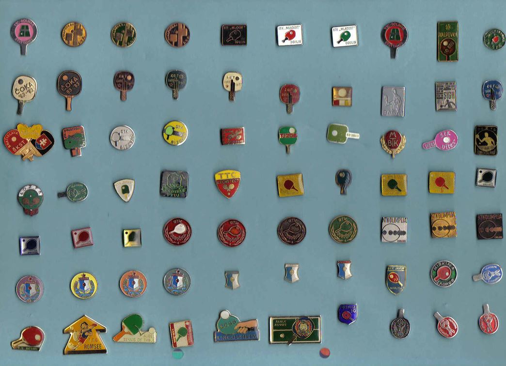 Collezione pin tennistavolo
