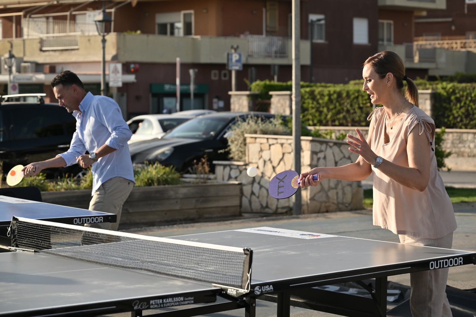 Evento a Sperlonga Elena Palazzo e Giorgio Vaccaro ai tavoli