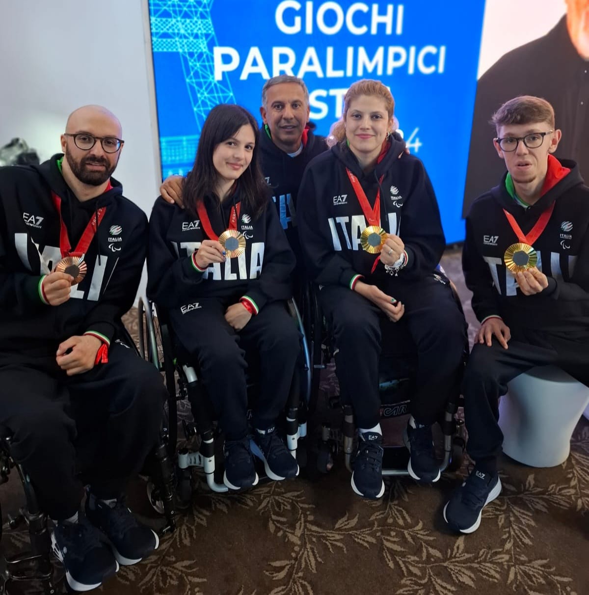 Federico Falco Carlotta Ragazzini Alessandro Arcigli Giada Rossi e Matteo Parenzan a Casa Italia