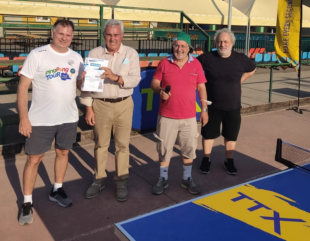 Foto 1 La premiazione del vincitore Mario DArcangeli alla tappa del TTX di Roma