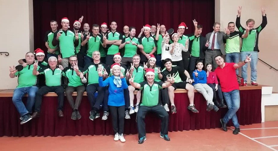 Foto 1 gruppo TT Maccheroni festeggia la conquista della Coppa Italia
