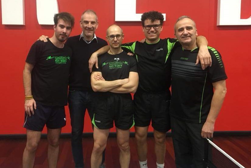 Foto 3 La squadra promossa dalla C2