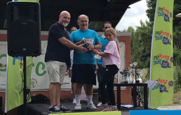 Foto 5 Tappa TTX di Foggia il vincitore Paolo Iagulli premiato da Antonio Tasso