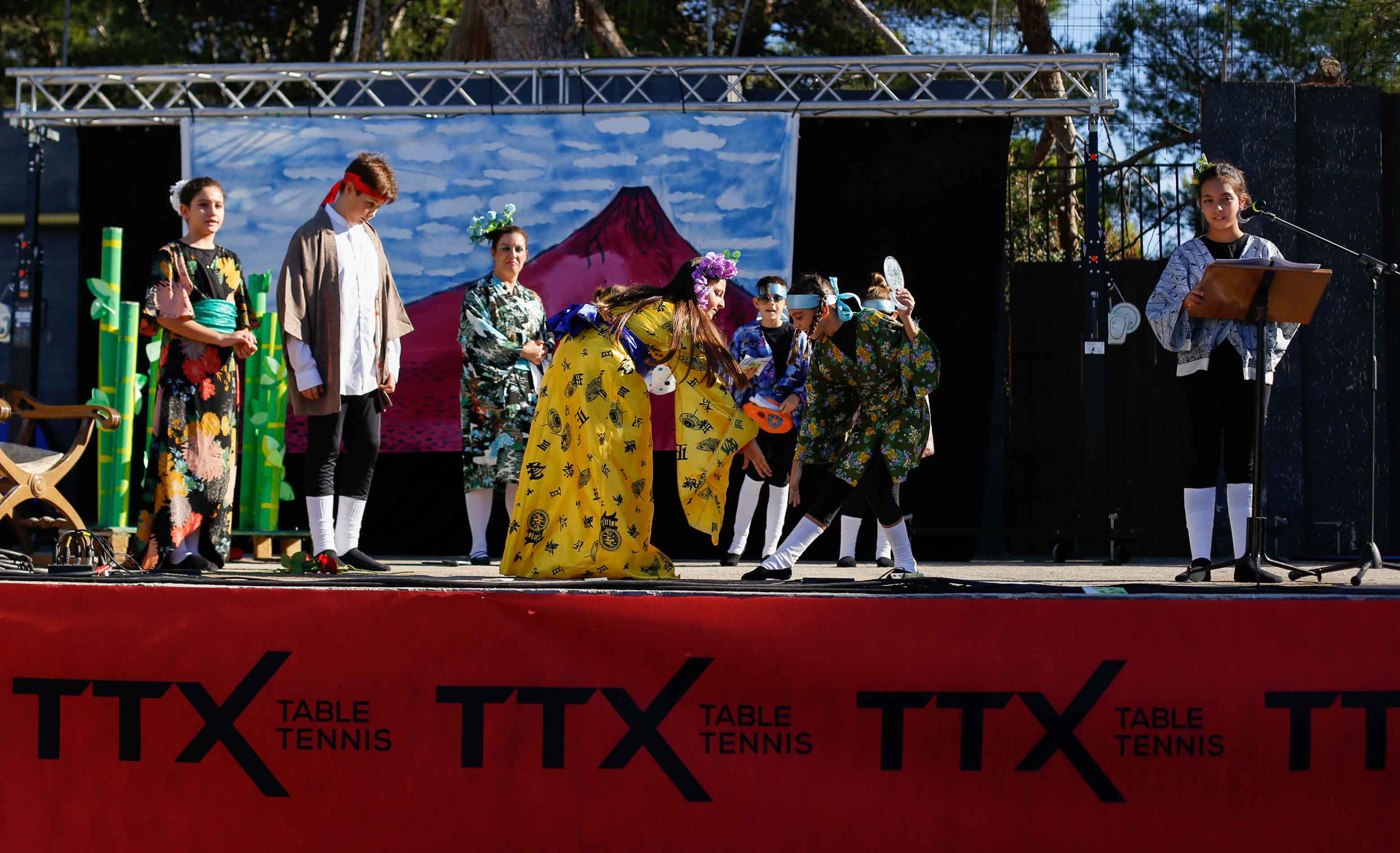 Foto 8 TTX Ping Pong Fest a Gallipoili 2022 spettacolo dei ragazzi