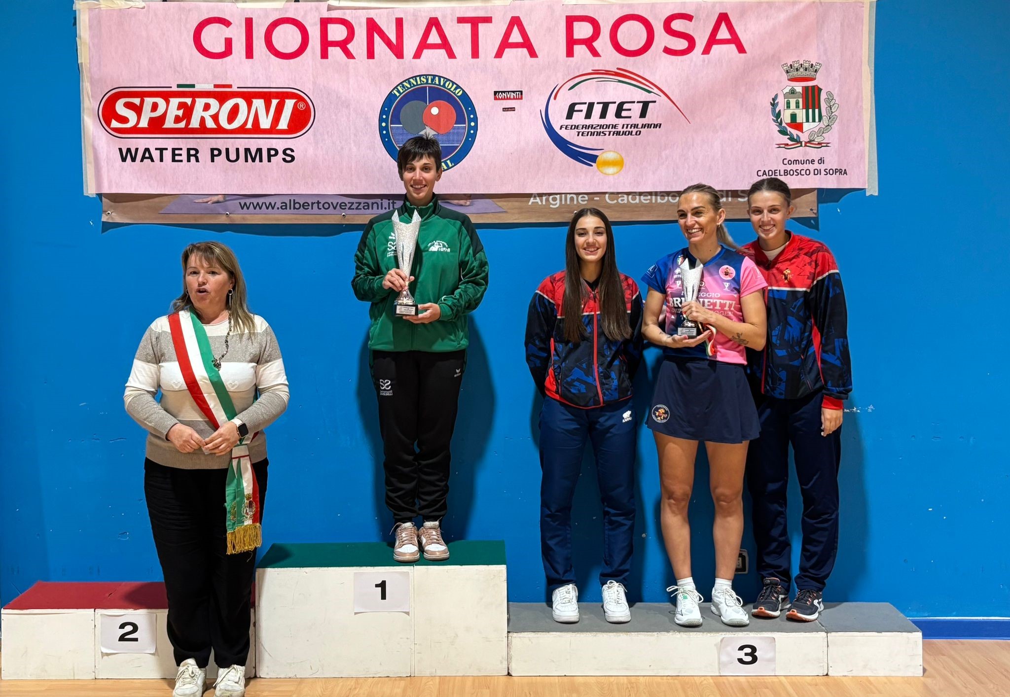 Giornate Rosa di Cadelbosco di Sopra 18 19 ottobre 2025 podio della classifica per società