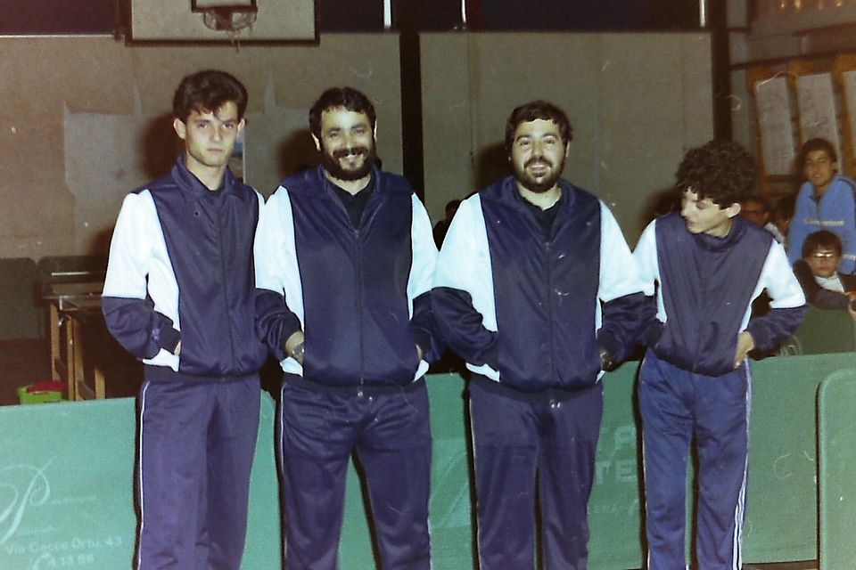 La squadra promossa in C2 da sinistra Gianluca Mattana Luciano Saiu Mario Gabba e Francesco Murru