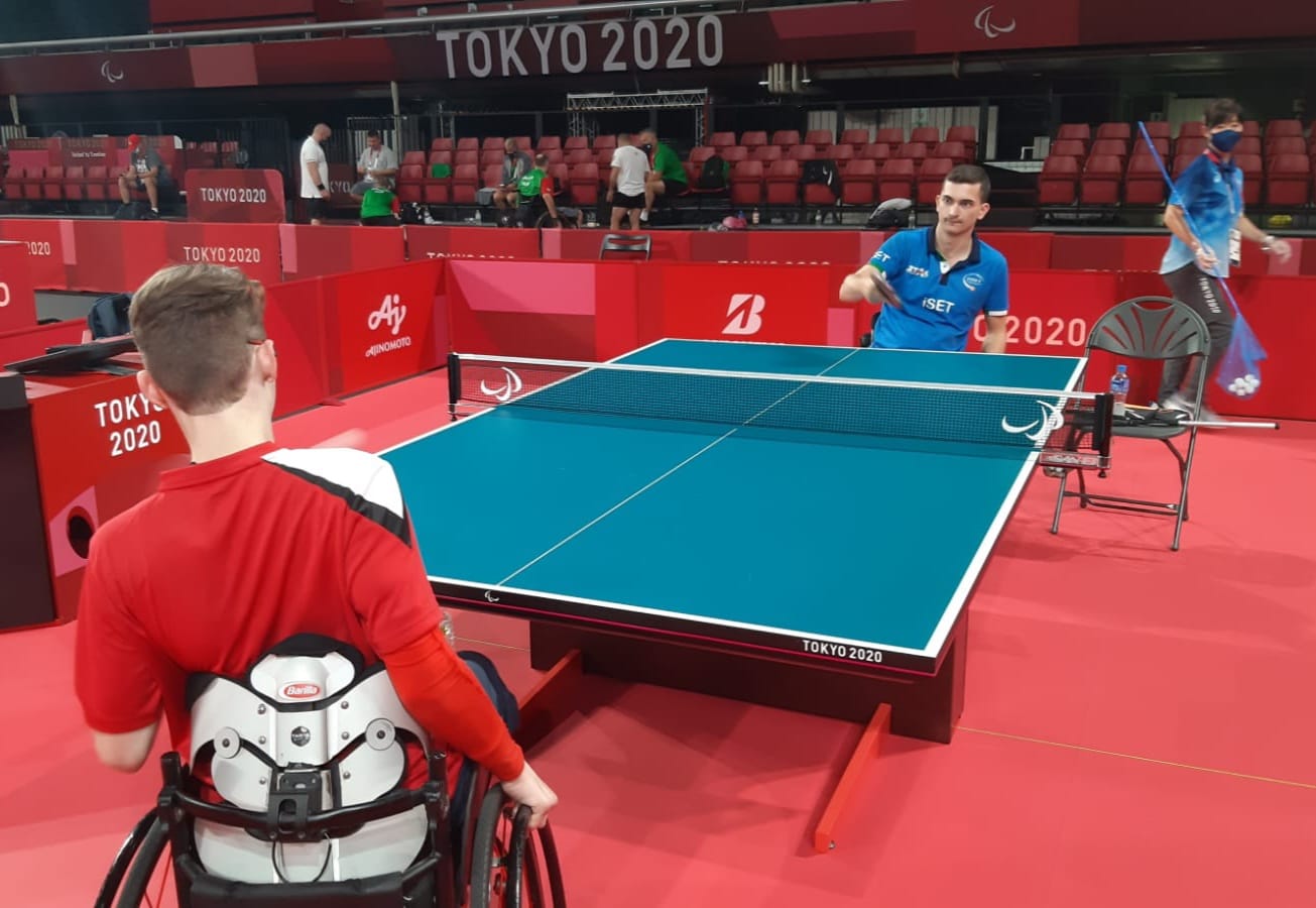 Matteo Orsi in allenamento al Tokyo Metropolitan Gymnasium