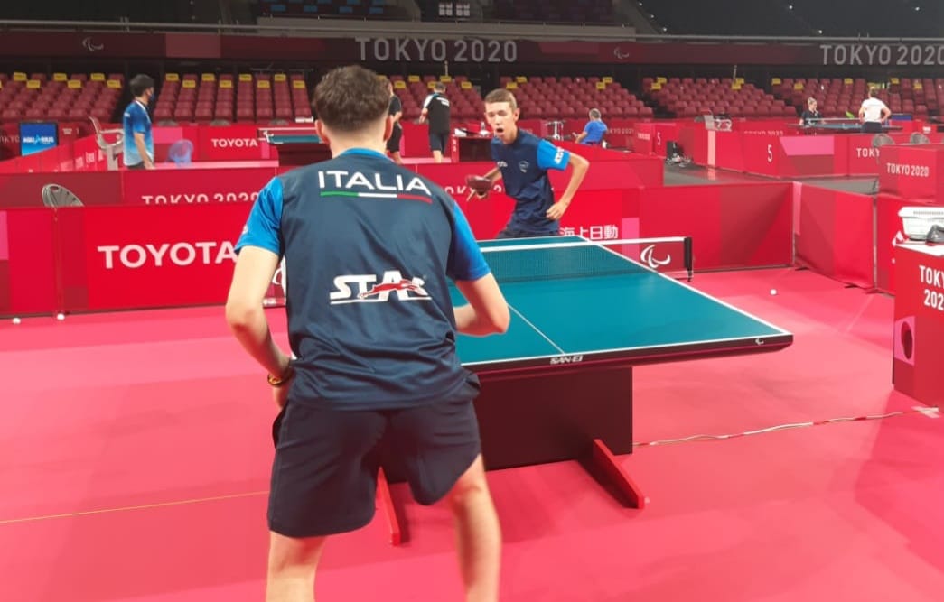 Matteo Parenzan in allenamento al Tokyo Metropolitan Gymnasium