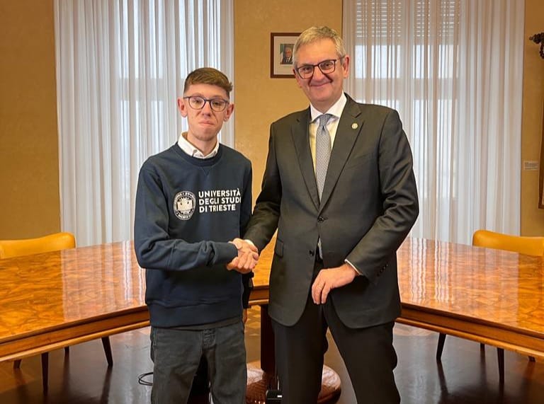 Matteo Parenzan ricevuto dal Magnifico Rettore dellUniversità di Trieste Roberto Di Lenarda