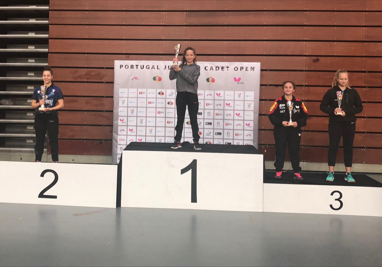 Nicole Arlia argento nel singolare cadette allOpen di Portogallo 2019