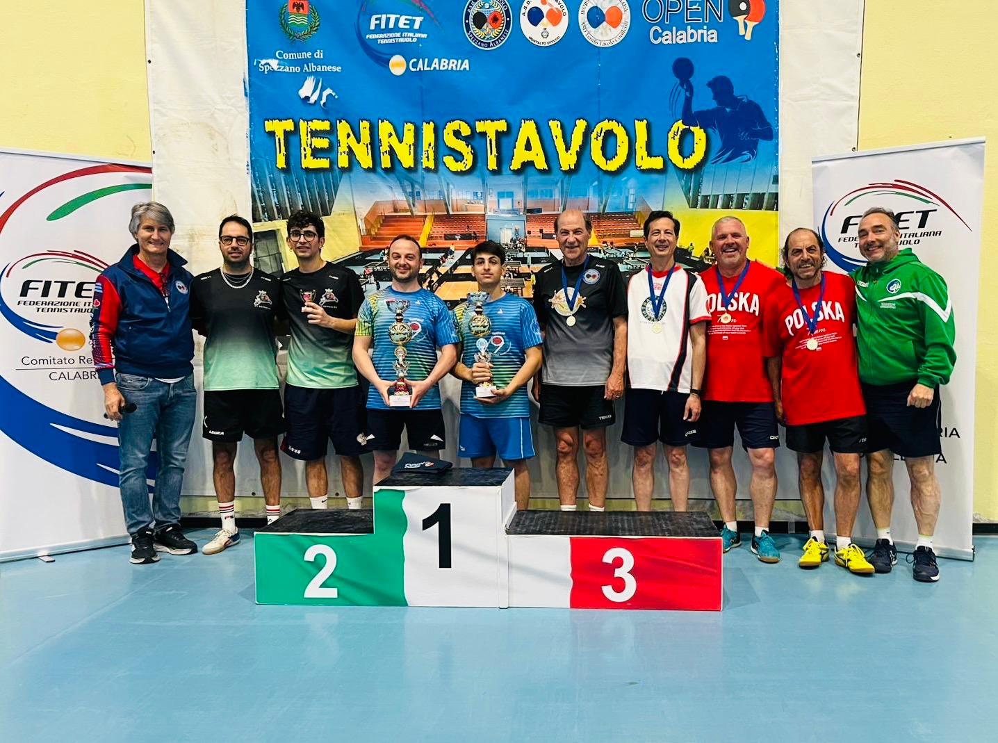 Open di Spezzano Albanese 3 4 maggio 2025 podio del doppio Over 2800 maschile Over 300 femminile
