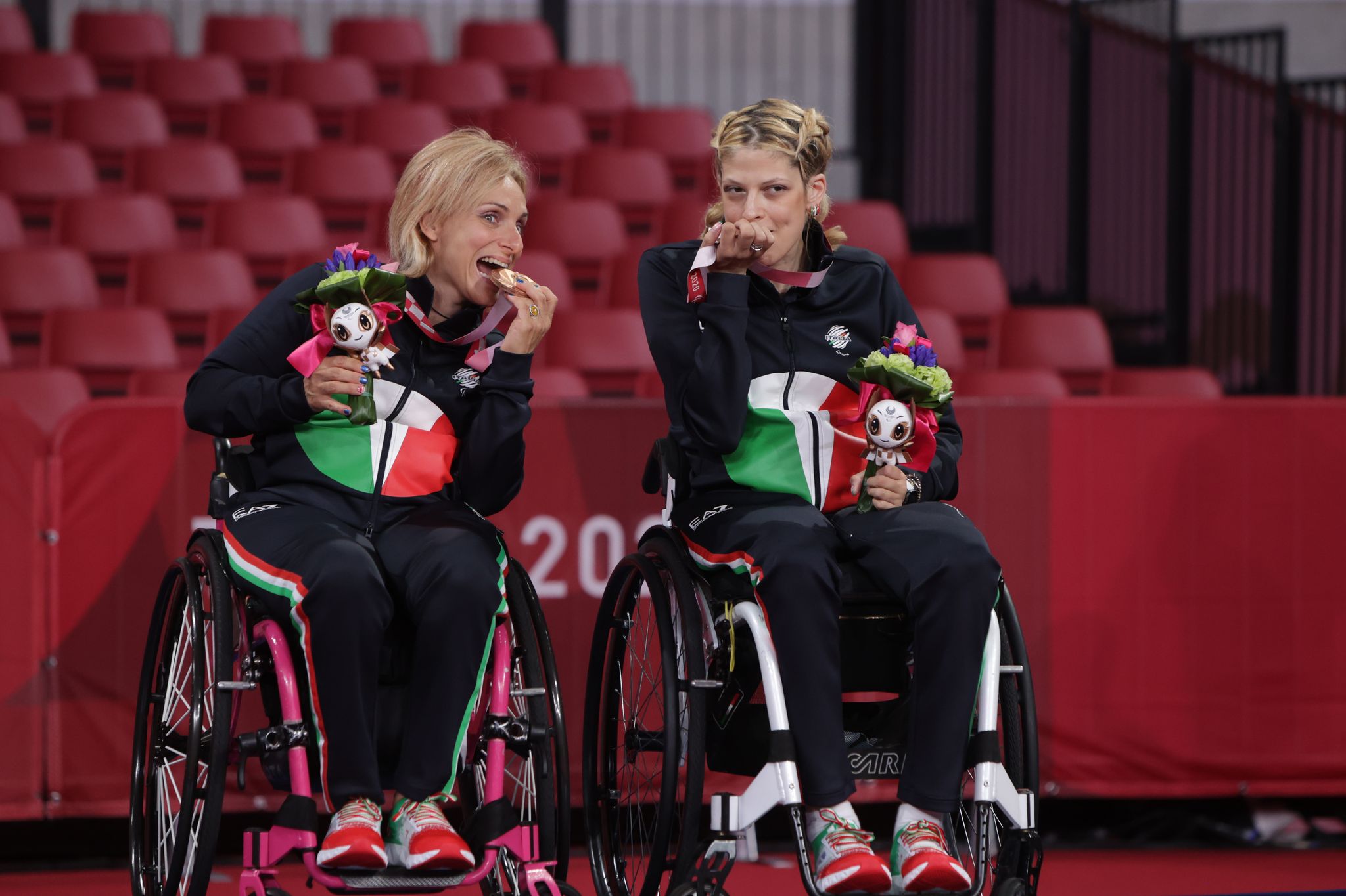 Paralimpiadi di Tokyo 2020 Michela Brunelli e Giada Rossi sul podio 2