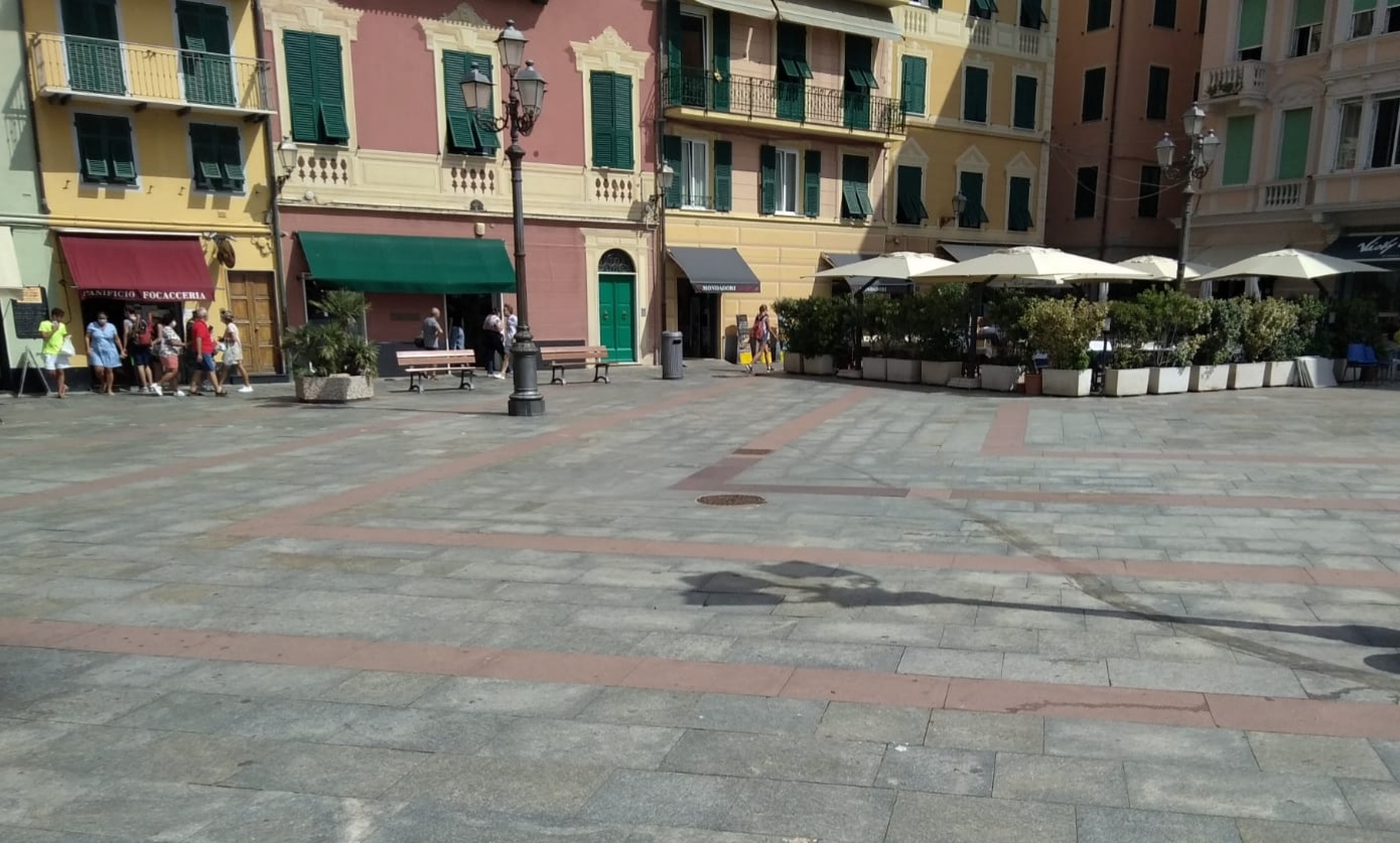 Piazza Nello Bovani a Varazze