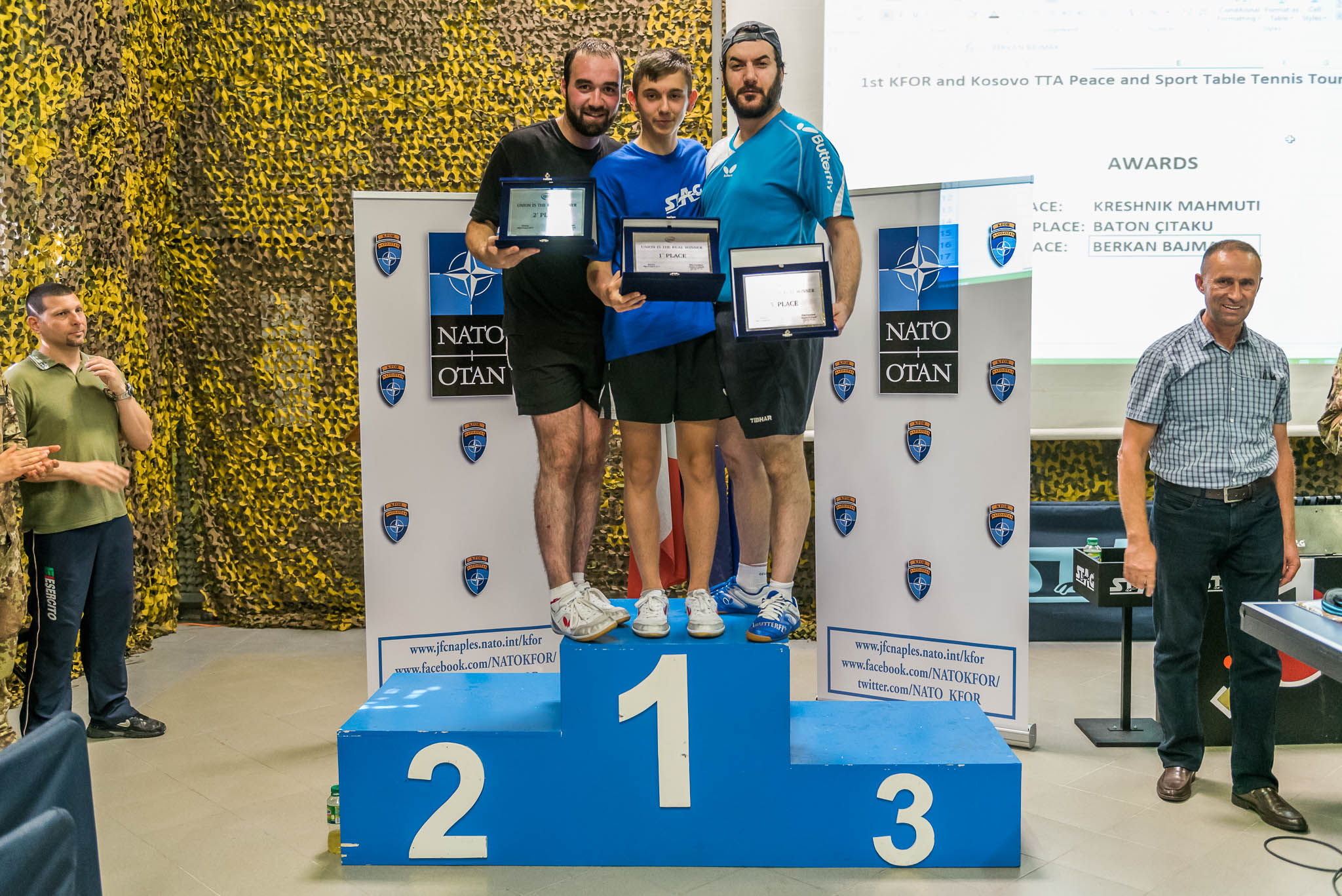 Podio torneo di tennistavolo