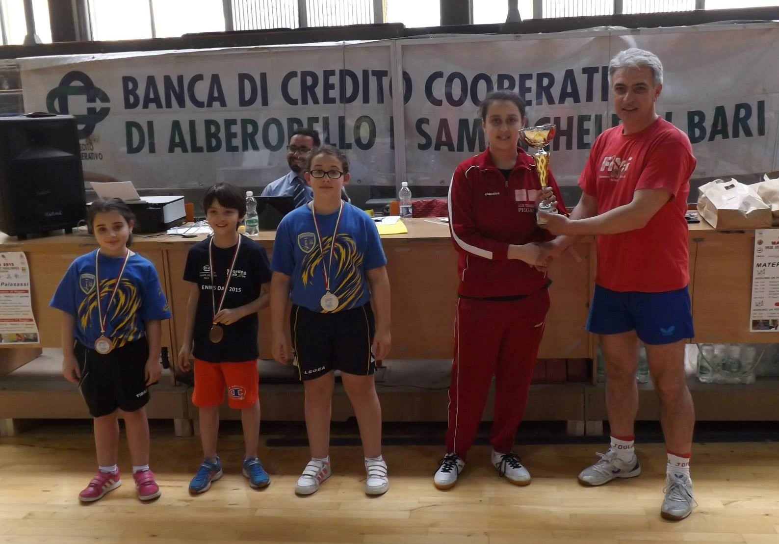 TT Pegasus Premiazione Torneo Open Matera 2015 con Sara DErcole 1a classificata e Teresa DErcole 3a classificata