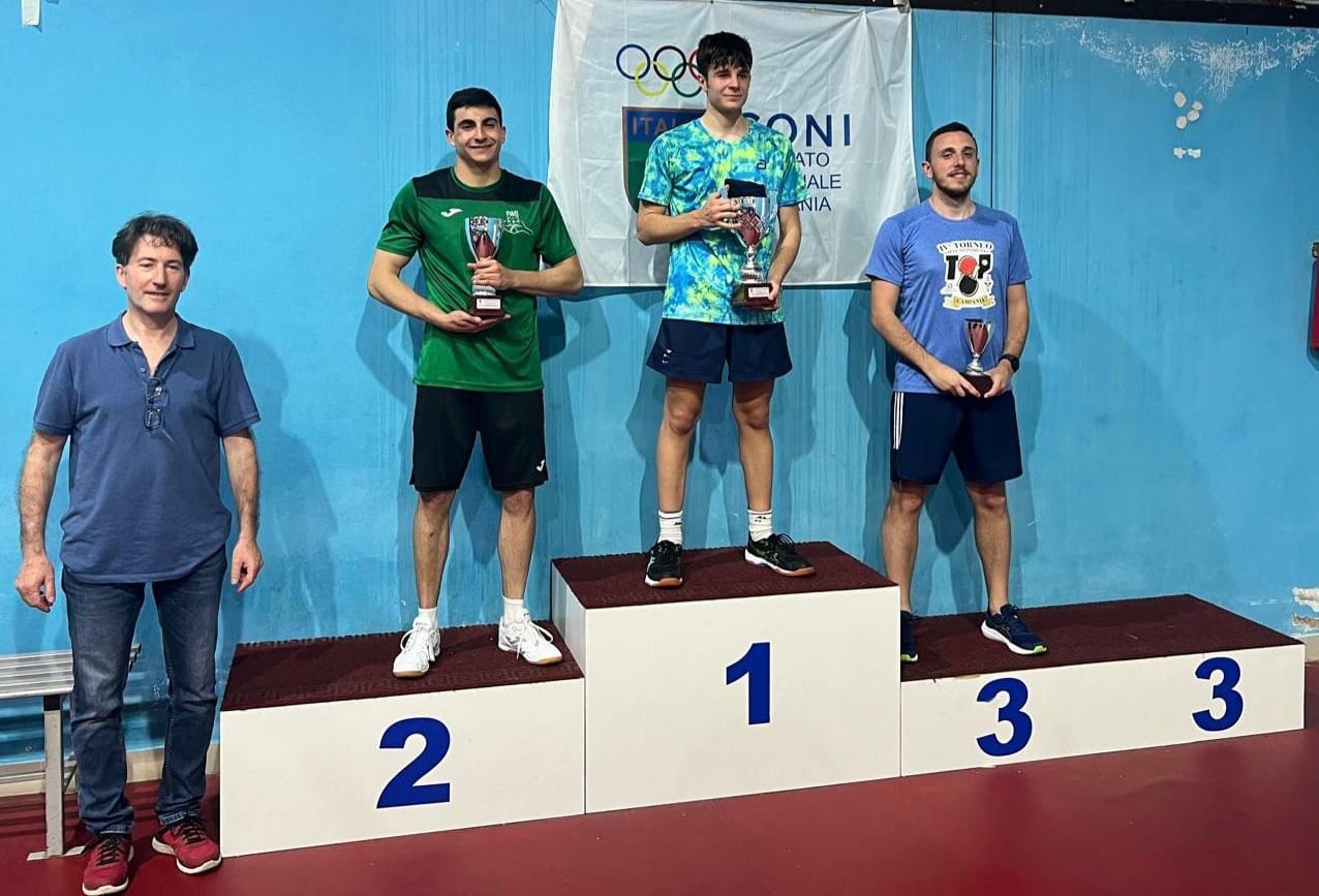 Torneo Open di San Nicola La Strada 18 19 maggio 2024 podio del singolare Over 40 maschile 1ª 2ª 3ª categoria</p>...		




	<!--  <p class=