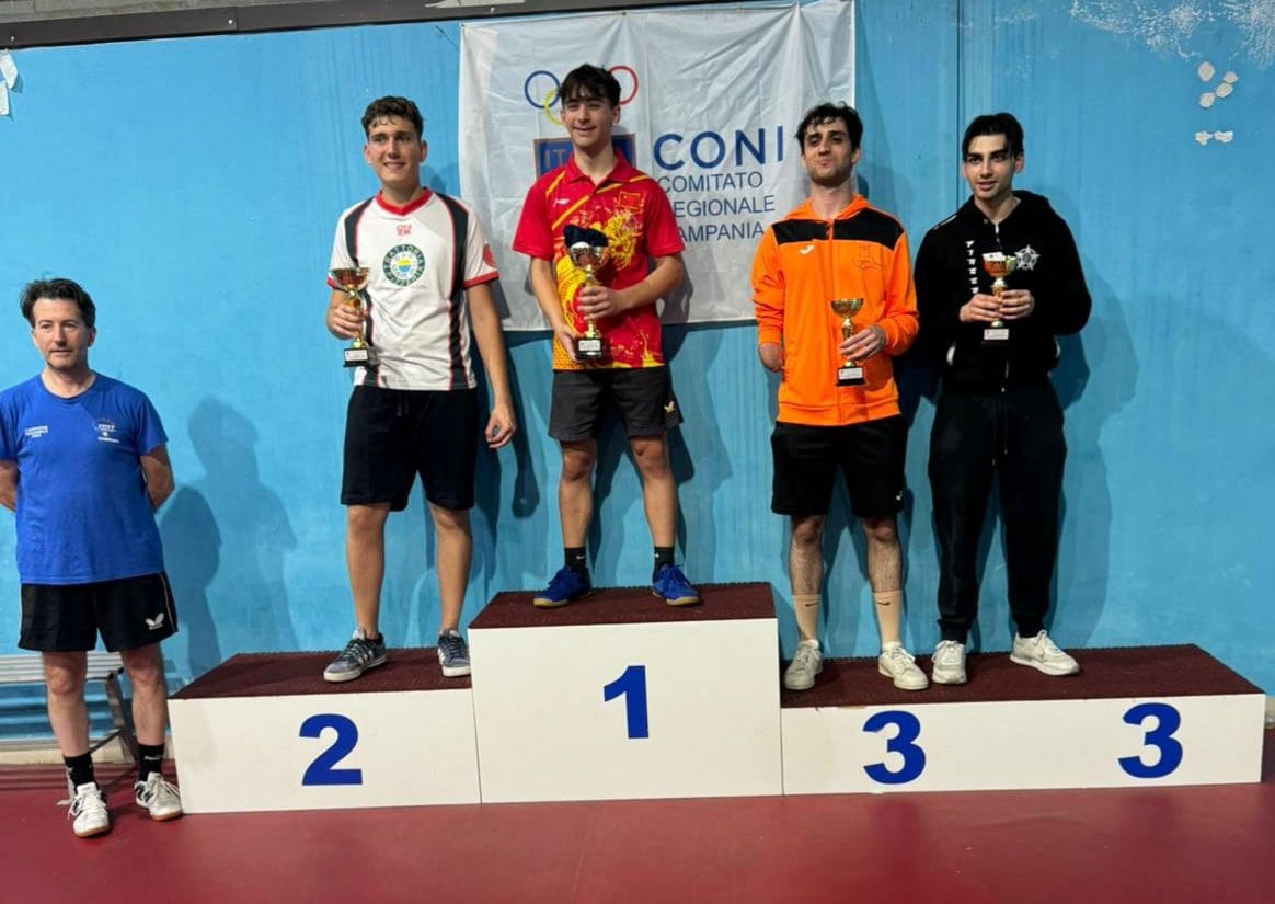 Torneo Open di San Nicola La Strada 18 19 maggio 2024 podio del singolare Over 453 maschile Over 51 femminile
