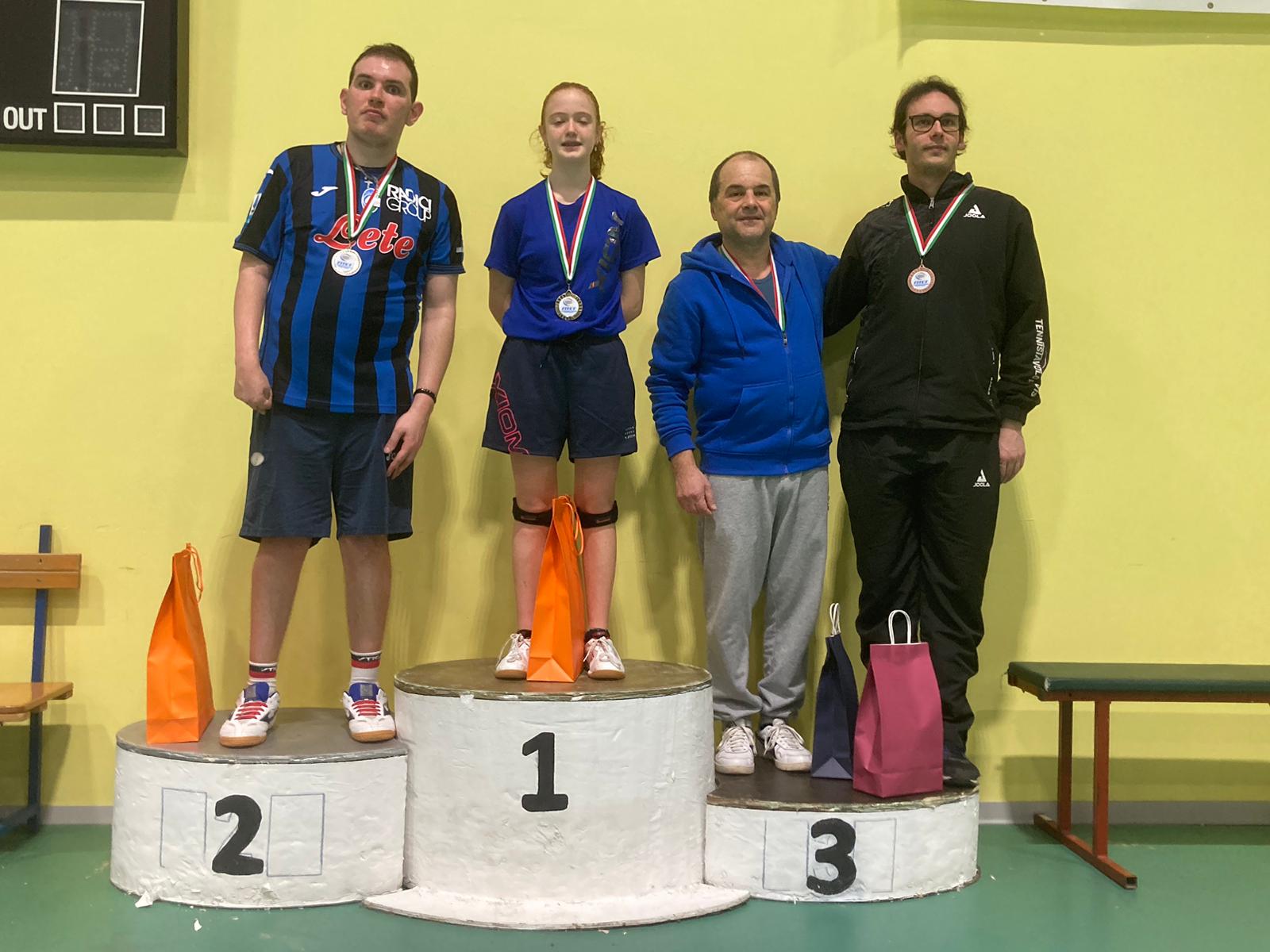 Torneo Open di Sermide 4 6 gennaio 2025 podio del singolare Over 2000 maschile Over 110 femminile