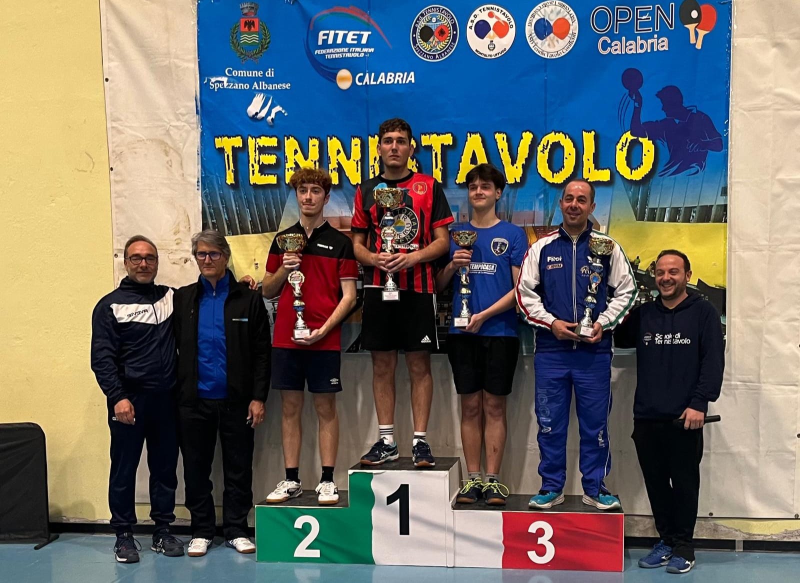 Torneo Open di Spezzano Albanese 15 16 marzo 2025 podio del singolare Over 300 M 60 F