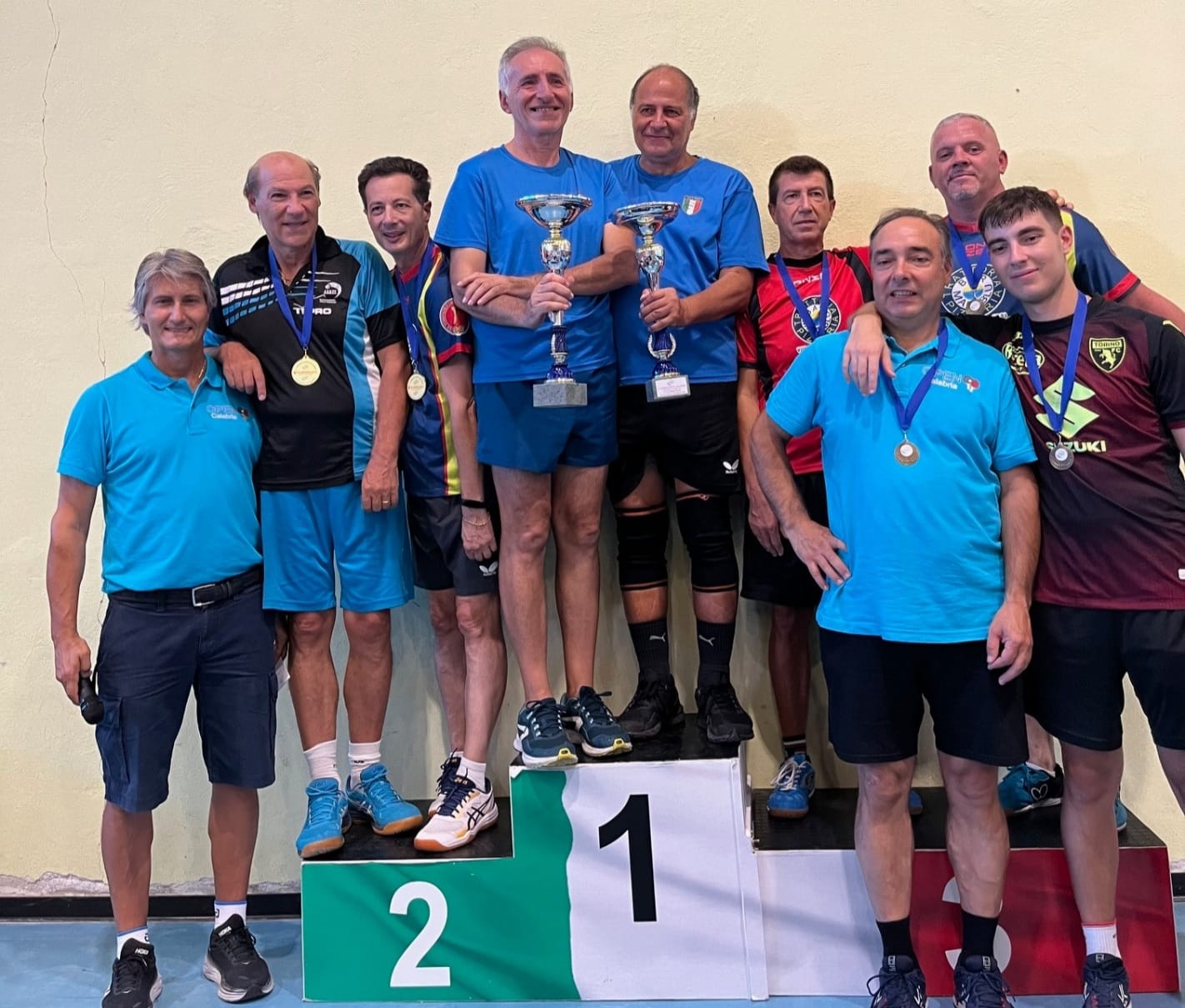 Torneo Open di Spezzano Albanese 2024 il podio del doppio Over 2500 maschile 200 femminile