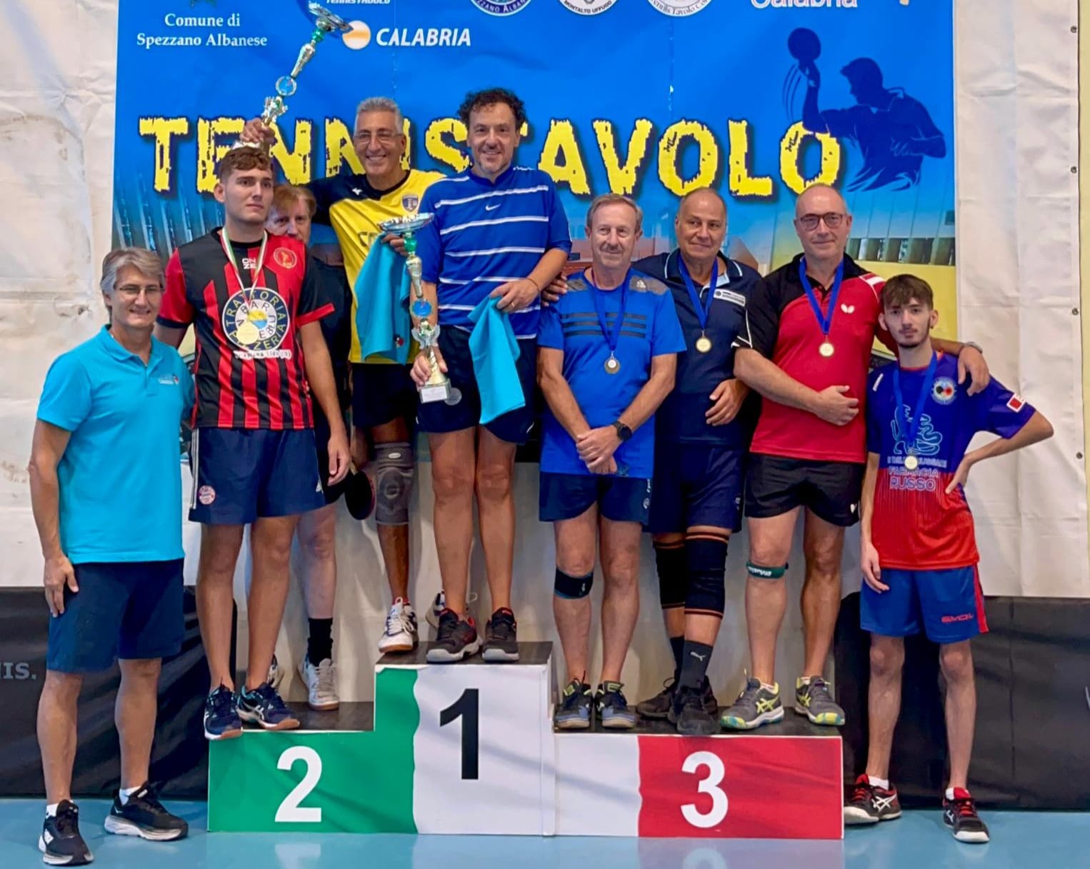 Torneo Open di Spezzano Albanese 21 22 settembre 2024 podio del doppio di quarta categoria