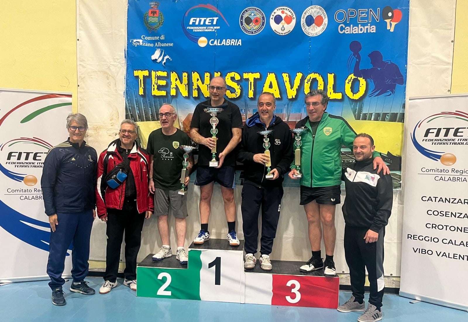 Torneo Open di Spezzano Albanese 5 6 aprile 2025 podio del singolare Over 1800 maschile 200 femminile