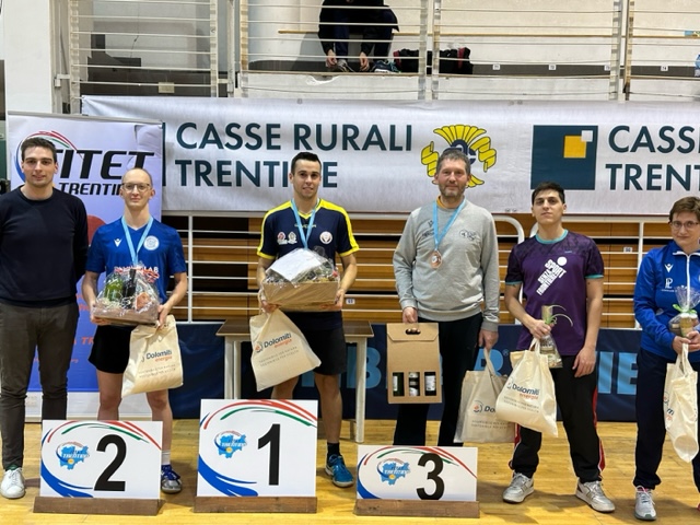 Torneo Open di Trento 3 4 febbraio 2024 podio del singolare Over 200 maschile assoluto femminile