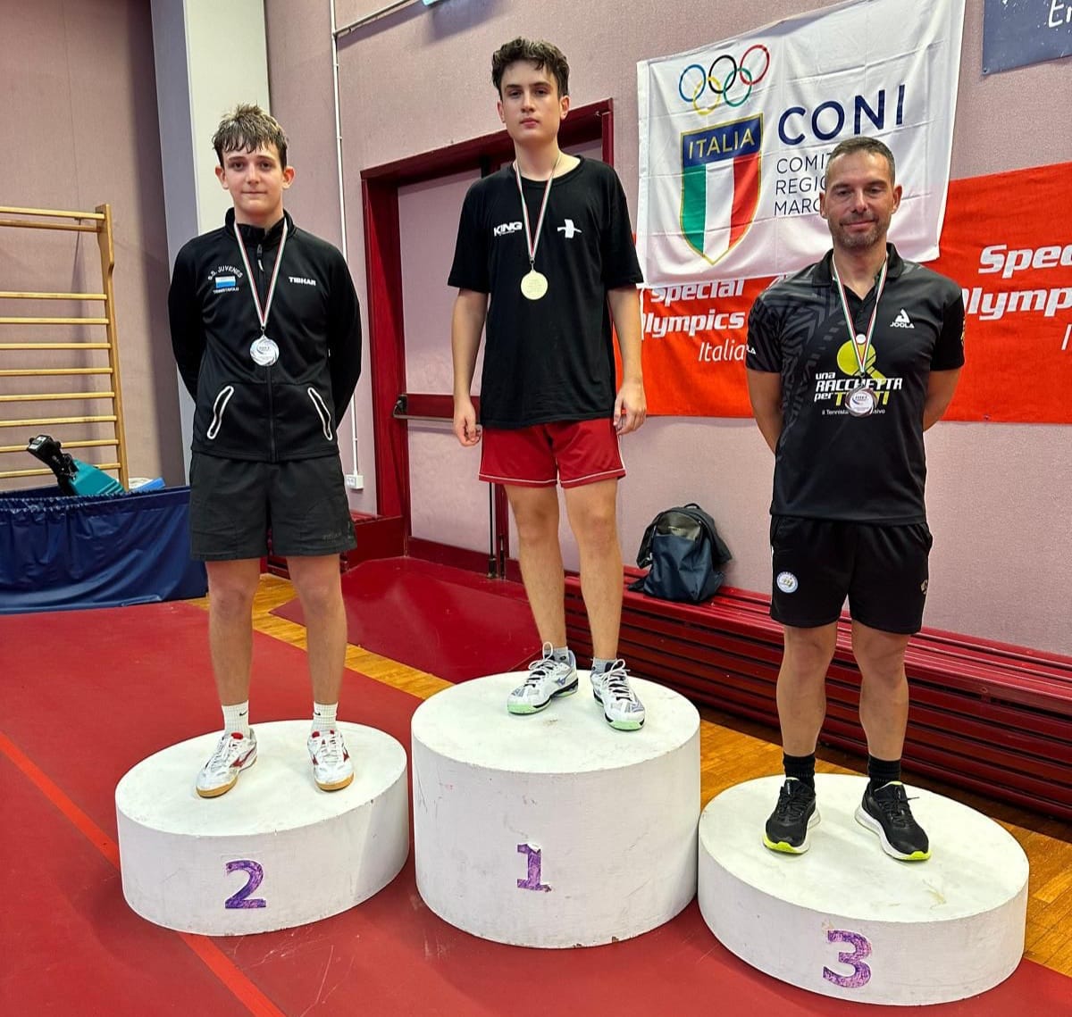 Torneo Over di Senigallia 30 31 agosto 2025 podio del singolare Over 5 2000 maschile 150 femminile