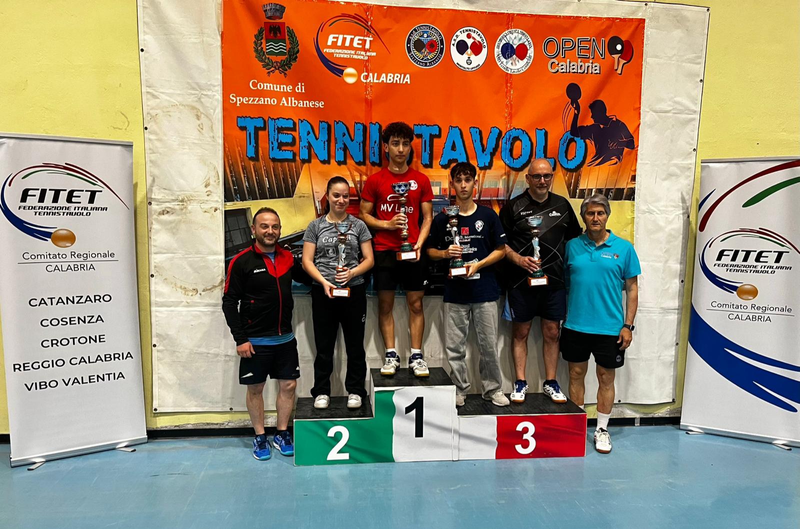 Torneo Over di Spezzano Albanese 23 24 maggio 2026 podio del singolare Over 3