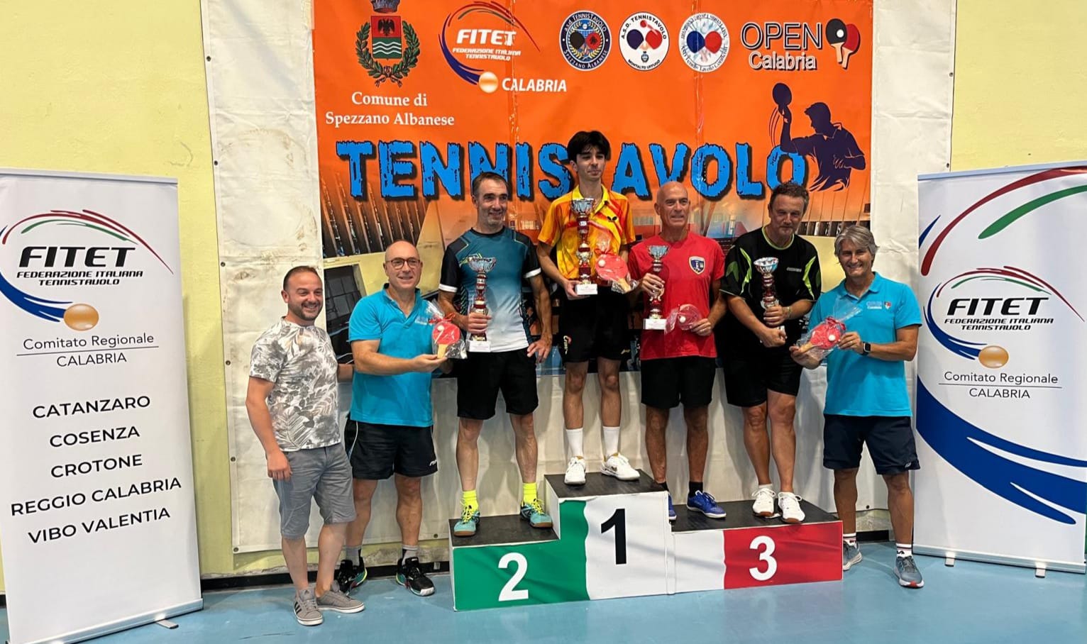 Torneo Over di Spezzano Albanese 30 31 agosto 2025 podio del singolare Over 3 450 maschile 25 femminile