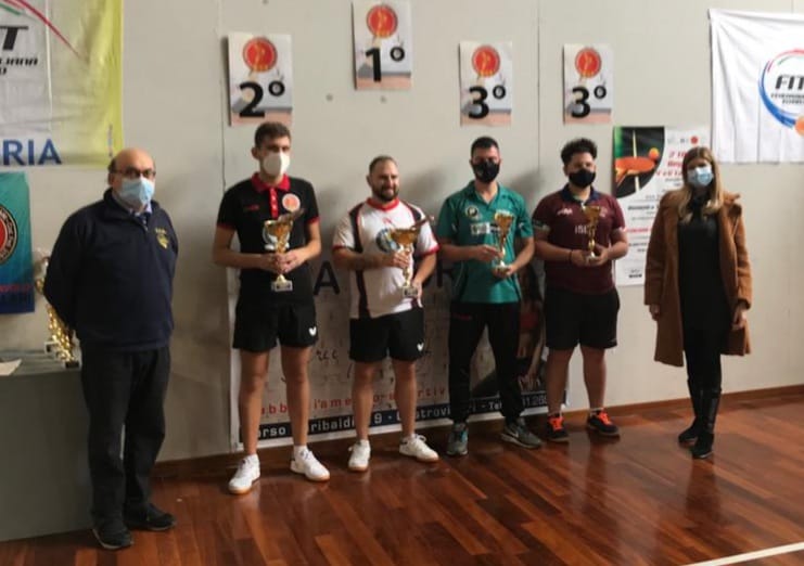 Torneo regionale di Castrovillari podio singolare maschile di quarta categoria 31 ottobre 2021