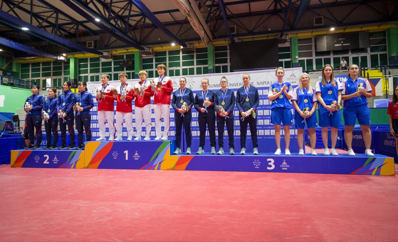Universiadi di Napoli 2019 podio a squadre femminile