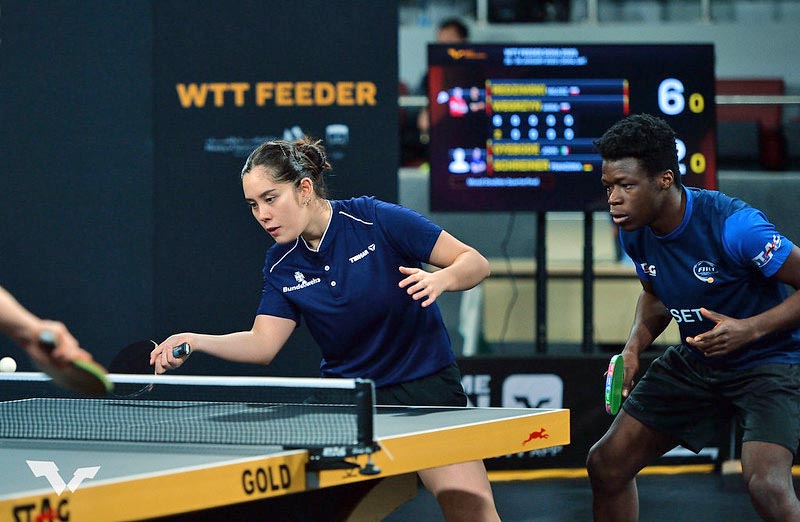 WTT Feeder Doha 2023 John Oyebode in azione con la tedesca Franziska Schreiner