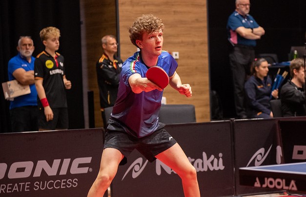 WTT_Youth_Contender_Sarajevo_2026_Giacomo_Izzo_in_azione_di_rovescio