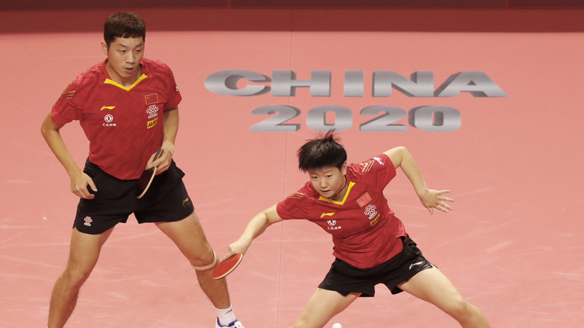 Xu Xin w Sun Yingsha vincono doppio misto a Lingshui City 2020