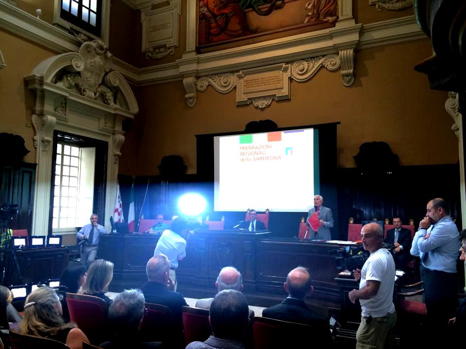 aaaUn momento della cerimonia al Rettorato di Cagliari