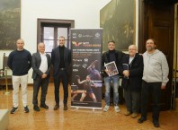 Gruppo_autorità_alla_conferenza_stampa